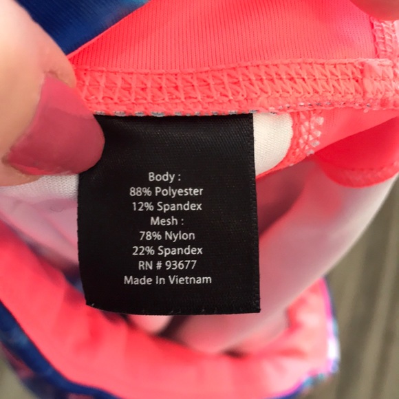 Xersion Fitted Workout Capris Size L - Picture 9 of 9